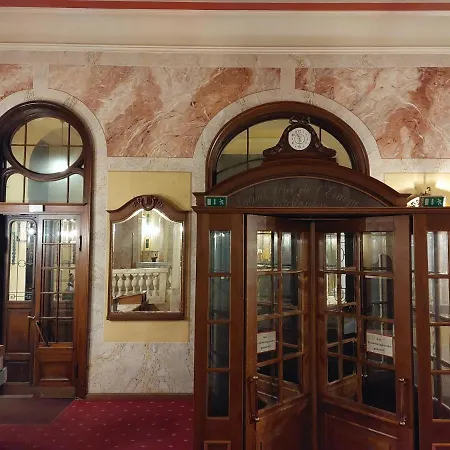 Belle Epoque Panorama Apartment